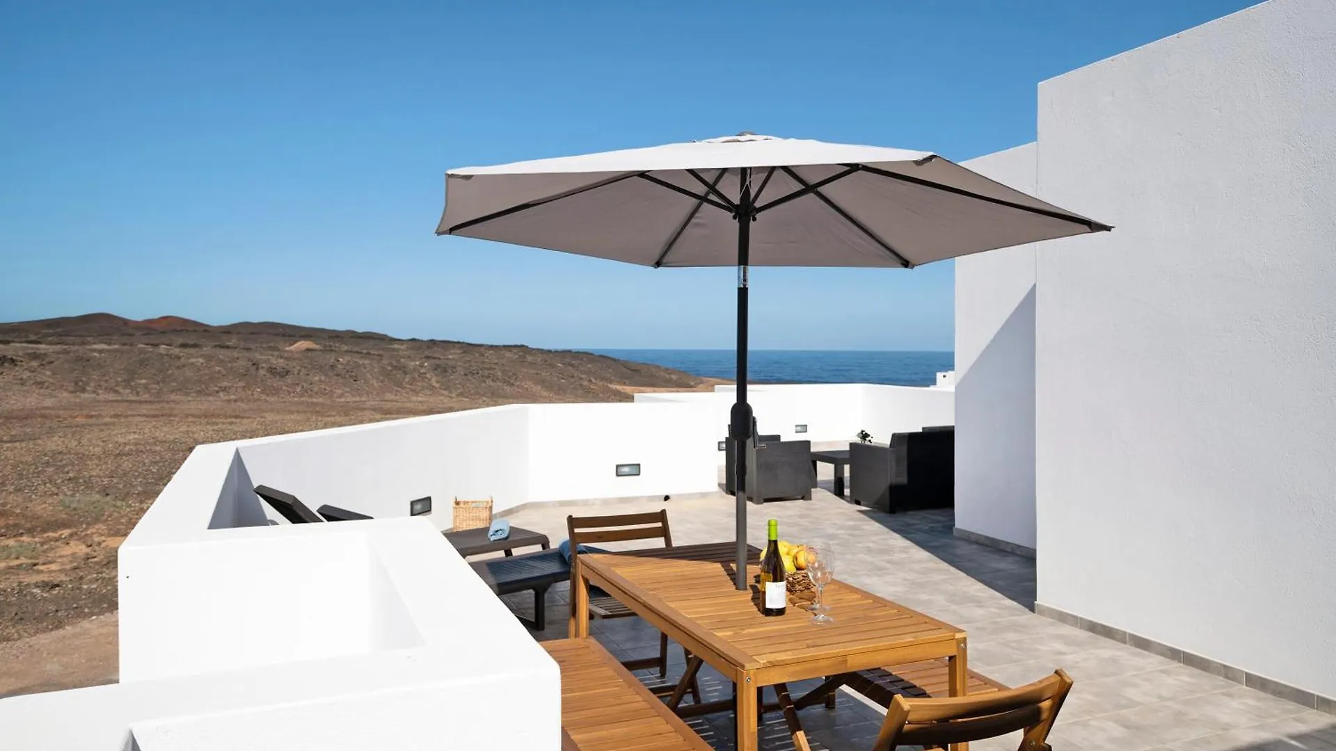 Titan Villa La Santa